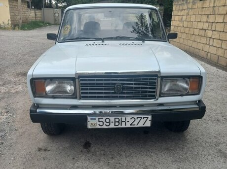LADA (VAZ) 2107 2001