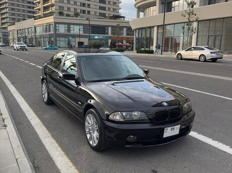 BMW 323