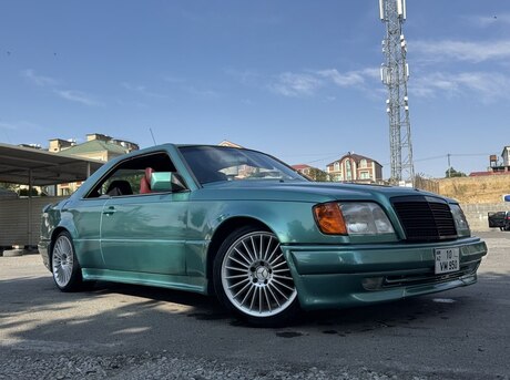 Mercedes E 220