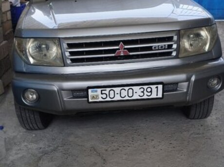 Mitsubishi Pajero io 1998