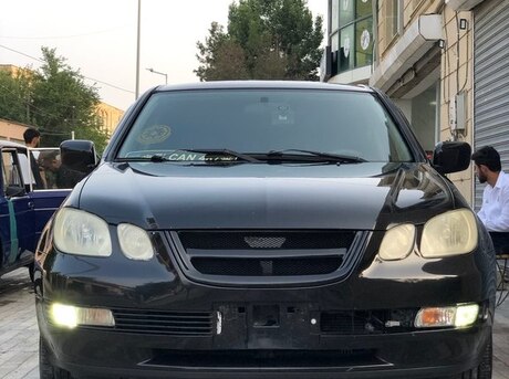 Mitsubishi Airtrek 2002