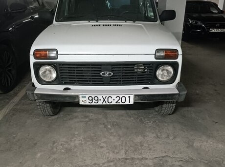 LADA (VAZ) Niva 2013
