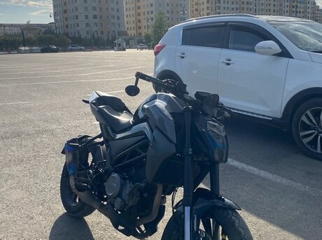 CFMOTO 250 NK 2024