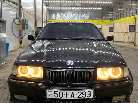 BMW 320 1993