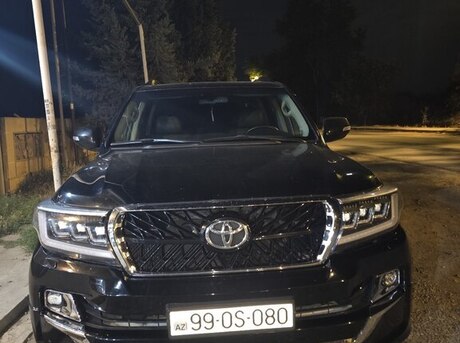 Toyota Land Cruiser 2010