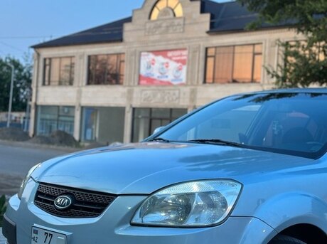 Kia Rio 2005