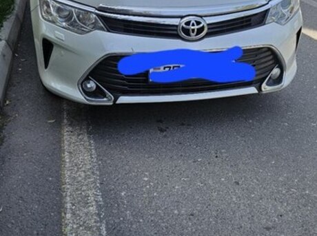 Toyota Camry 2016
