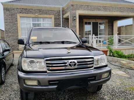 Toyota Land Cruiser 2004