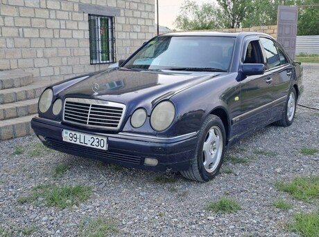 Mercedes E 240 1998