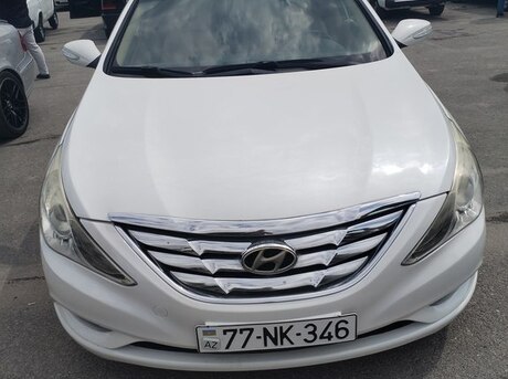 Hyundai Sonata 2010
