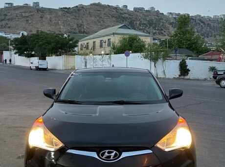 Hyundai Veloster 2011