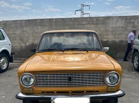 LADA (VAZ) 21011 1982
