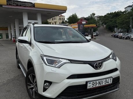 Toyota RAV4 2018
