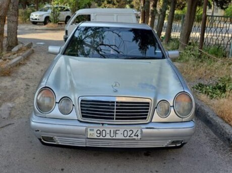 Mercedes E 250 1996