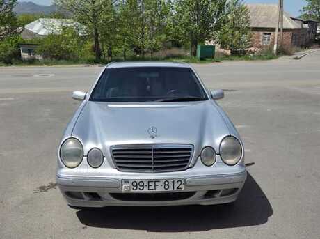 Mercedes E 220 d 1999