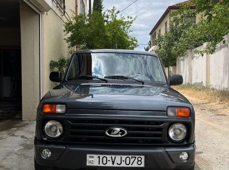 LADA (VAZ) Niva 2022
