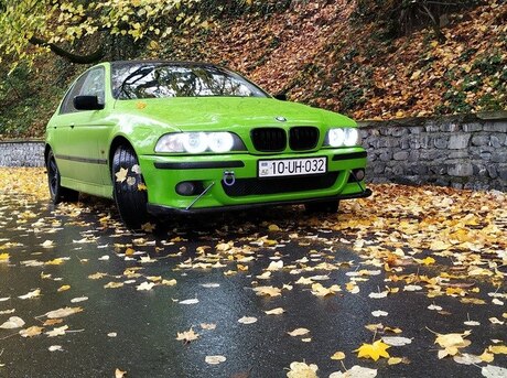 BMW 523