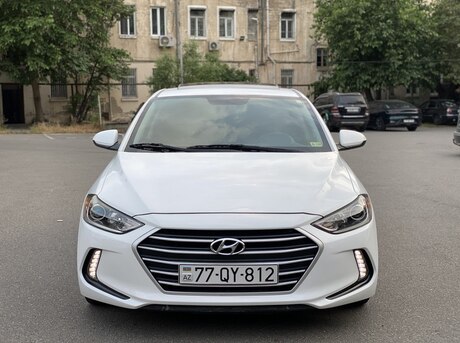 Hyundai Elantra 2017