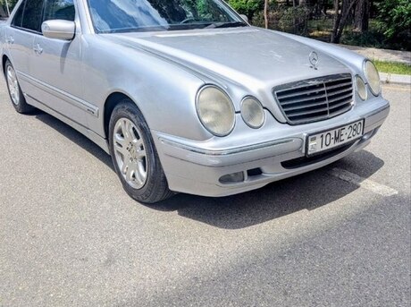 Mercedes E 280 2001