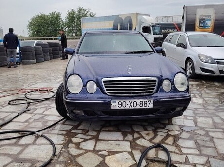 Mercedes E 240 2000