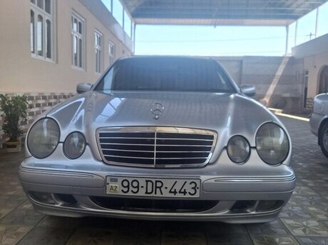 Mercedes E 240 2000