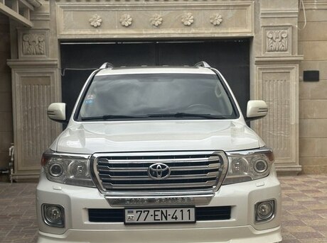 Toyota Land Cruiser 2011
