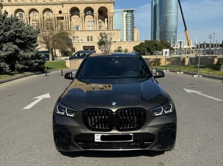 BMW X5 2021