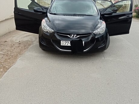 Hyundai Elantra 2011