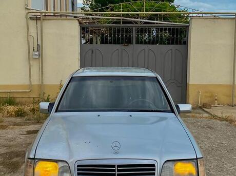Mercedes E 200 1994