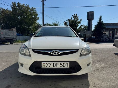 Hyundai i30 2011