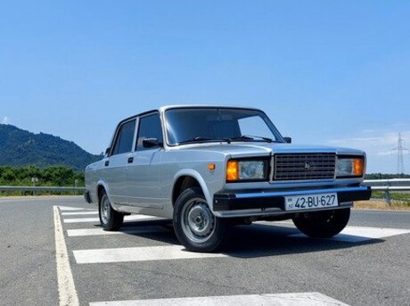 LADA (VAZ) 2107 2011