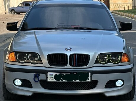 BMW 323 1999