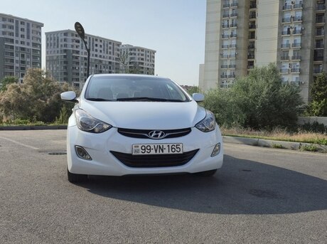 Hyundai Elantra 2013