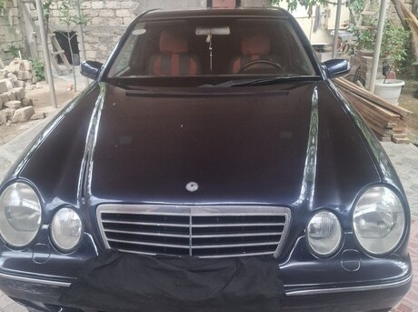 Mercedes E 220 1999