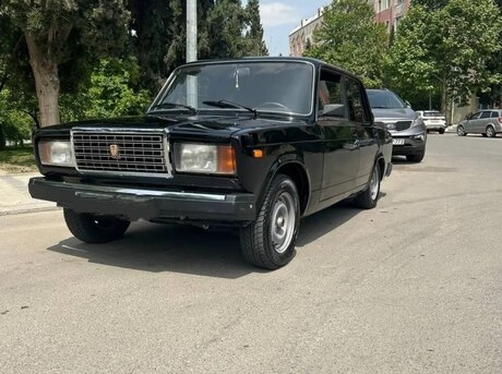 LADA (VAZ) 2107 2010