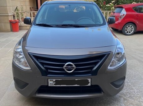 Nissan Sunny 2015