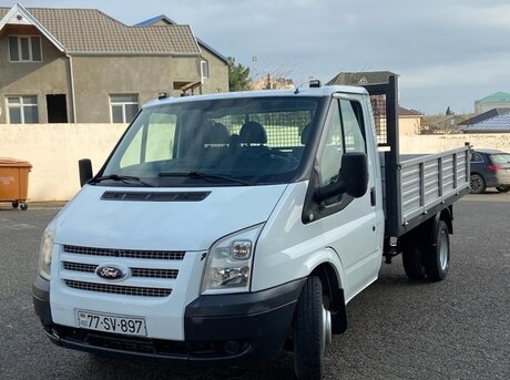 Ford Transit 2011