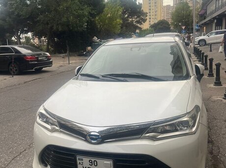 Toyota Corolla Fielder 2016