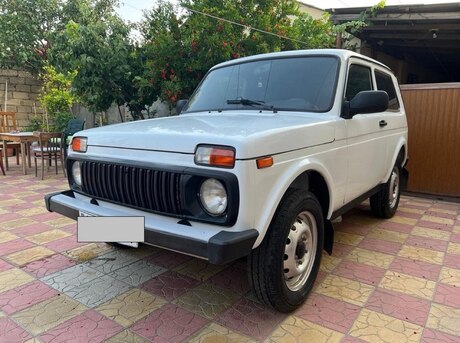 LADA (VAZ) Niva 2013