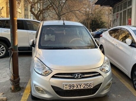 Hyundai i10 2012