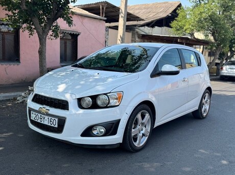 Chevrolet Sonic 2015