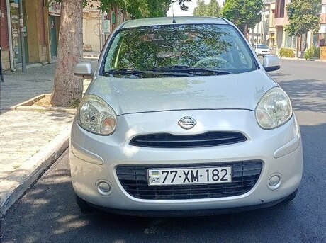 Nissan March 2011