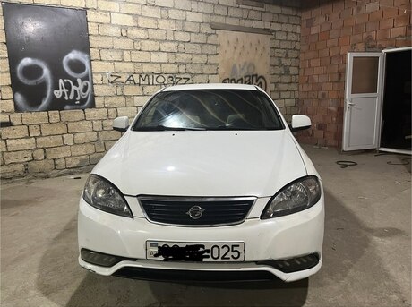 Daewoo Gentra 2014