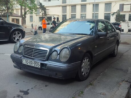 Mercedes E 300 d 1997