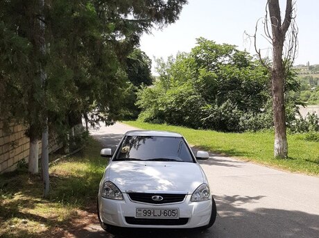 LADA (VAZ) Priora 2013