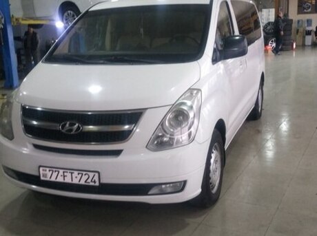 Hyundai H-1 2012