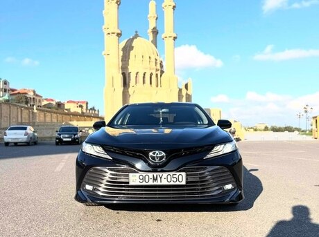 Toyota Camry 2018