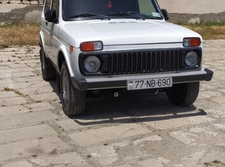 LADA (VAZ) Niva 2013