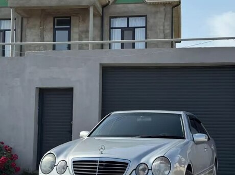 Mercedes E 270 2000