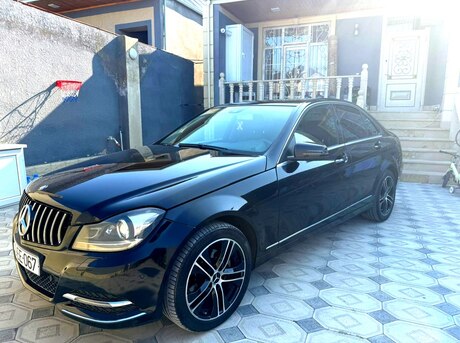 Mercedes C 250